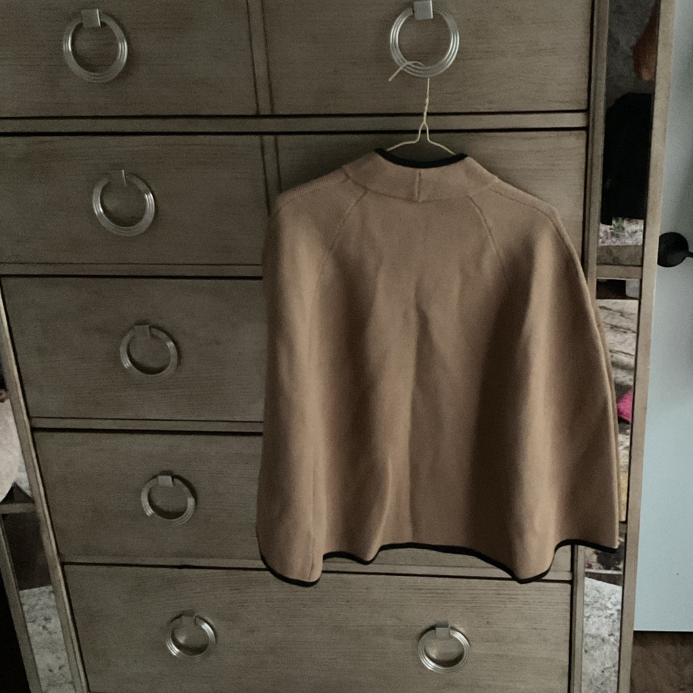 J. Crew Factory Tan Cape with Black Accents,size M - Picture 4 of 5